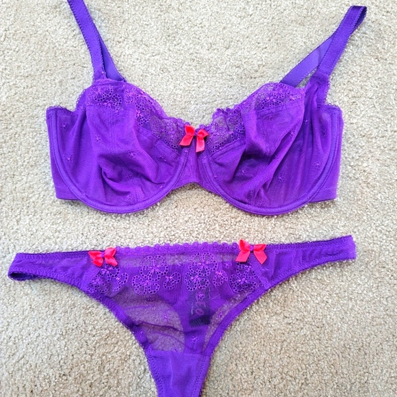 cleo Other - Cleo bra & panty set